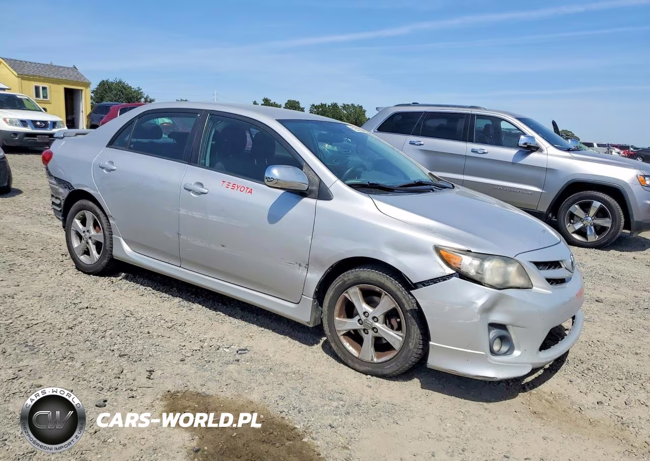 2011 Toyota Corolla S VIN:2T1BU4EE8BC693983 - 4