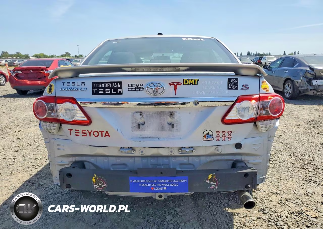 2011 Toyota Corolla S VIN:2T1BU4EE8BC693983 - 6