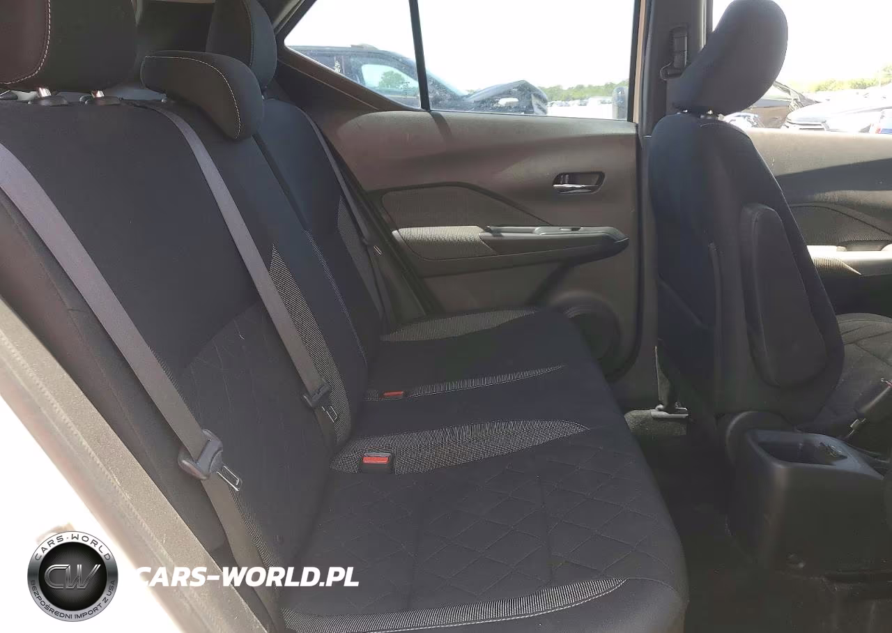 2018 Nissan Kicks Sv VIN:3N1CP5CU3JL538039 - 10