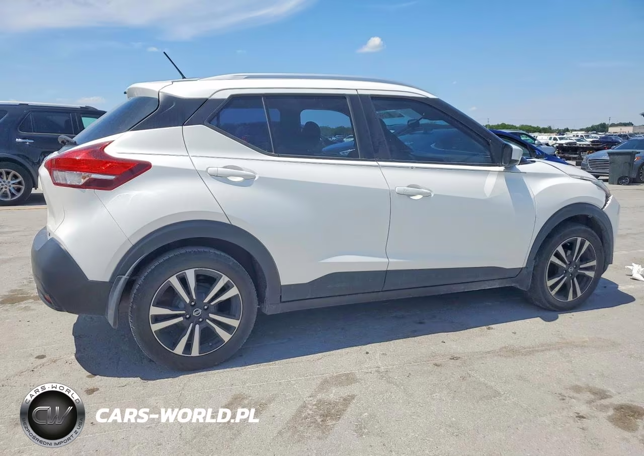 2018 Nissan Kicks Sv VIN:3N1CP5CU3JL538039 - 3
