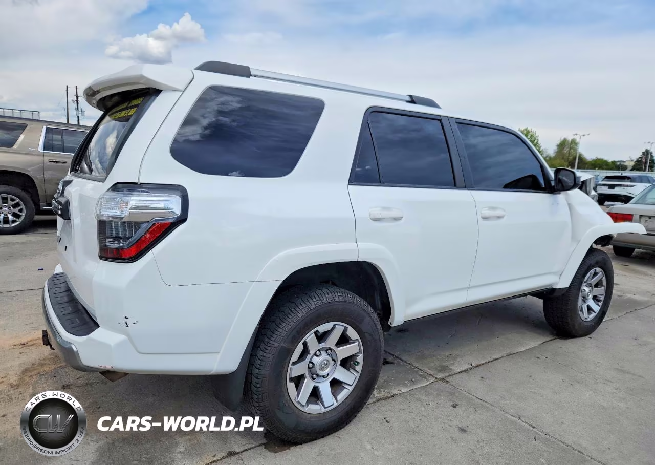 2016 Toyota 4Runner Trail VIN:JTEBU5JR2G5345126 - 3