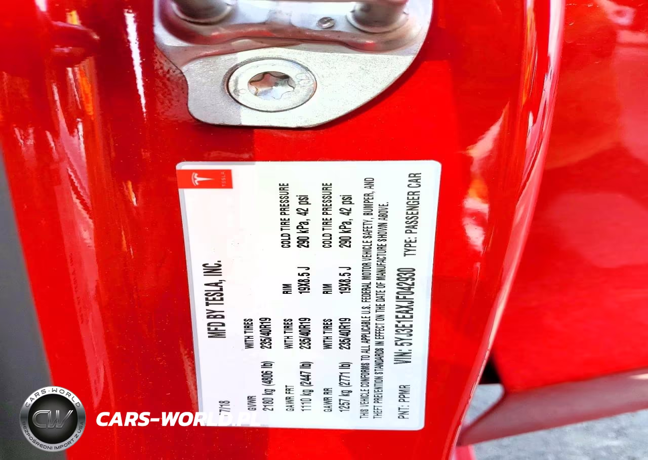 2018 Tesla Model 3 VIN:5YJ3E1EAXJF042930 - 12