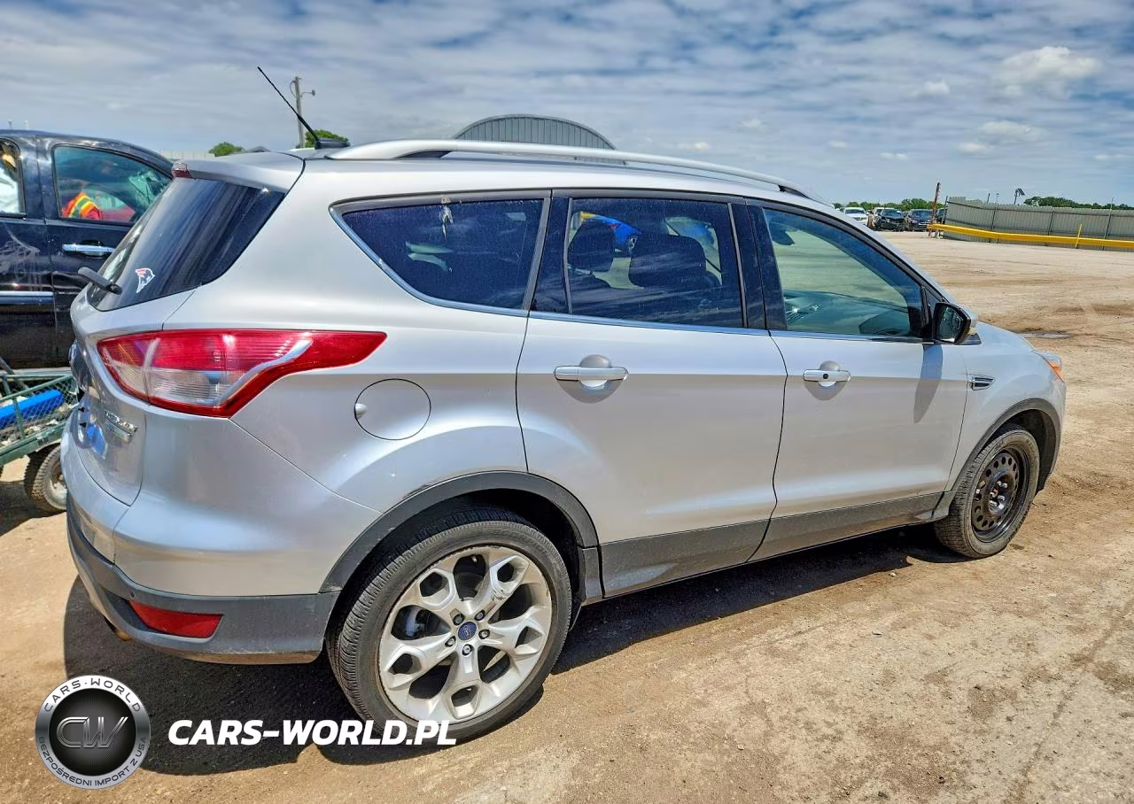 2016 Ford Escape Titanium VIN:1FMCU0J95GUC42649 - 3