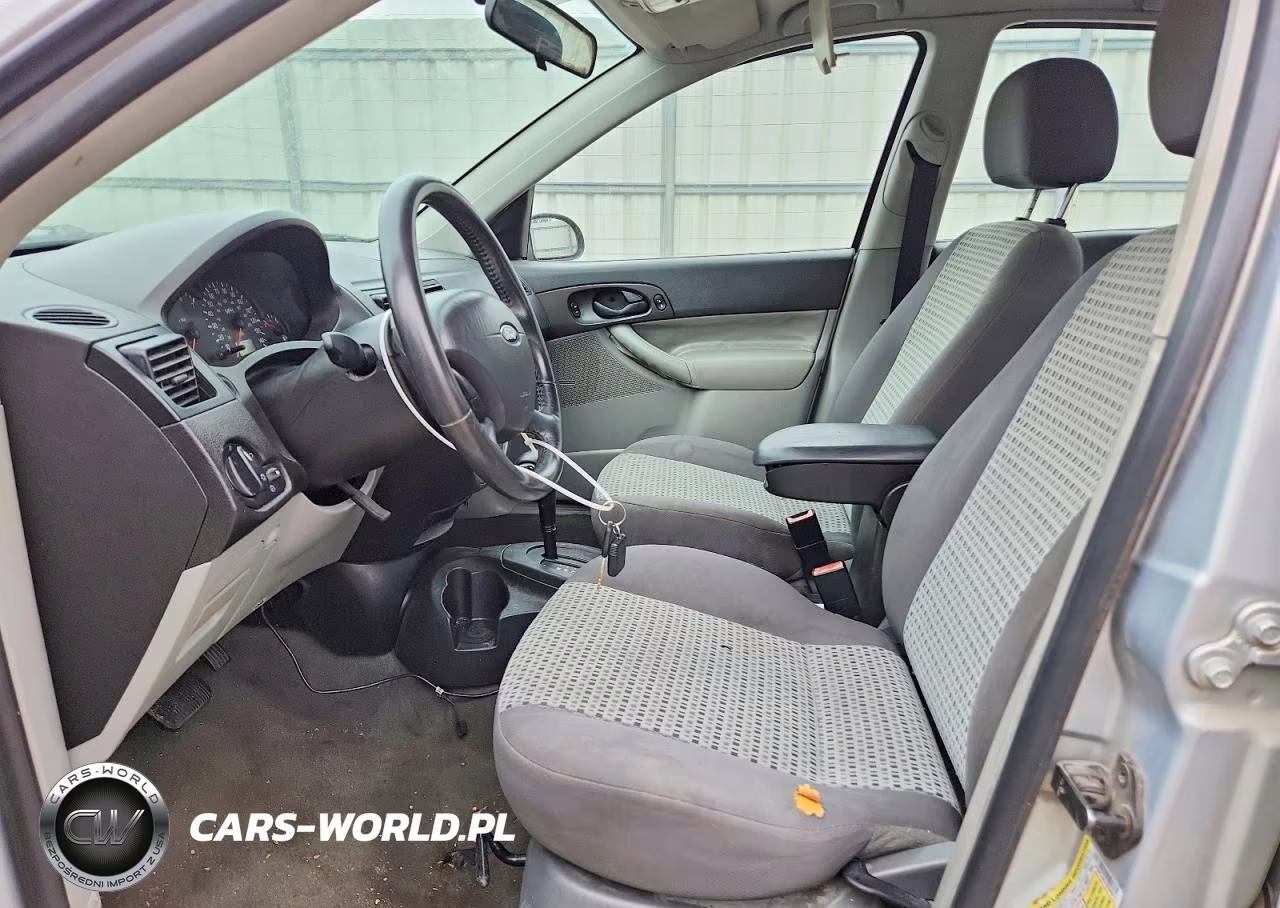 2007 Ford Focus Zx4 VIN:1FAHP34N57W202674 - 7