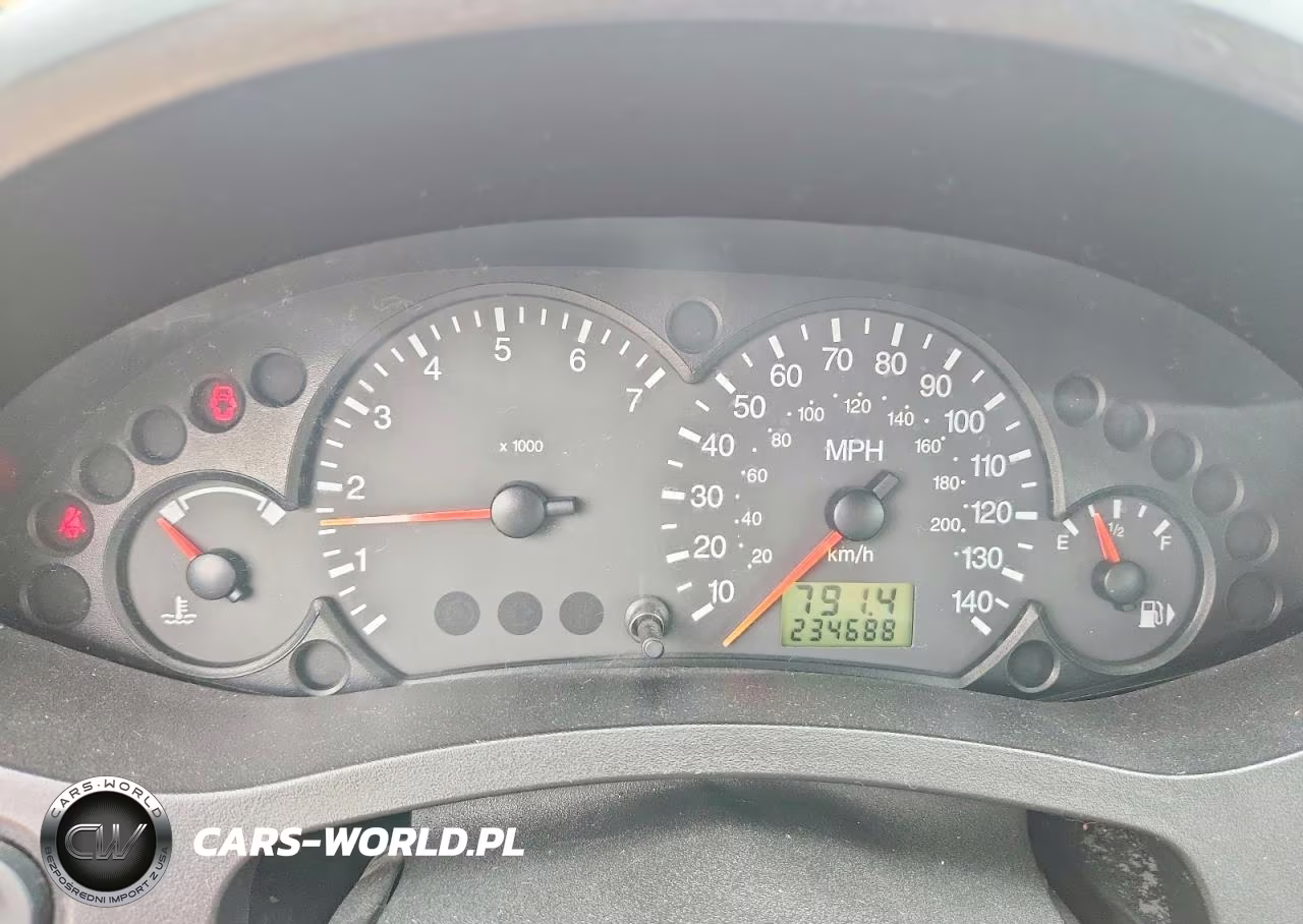 2007 Ford Focus Zx4 VIN:1FAHP34N57W202674 - 9