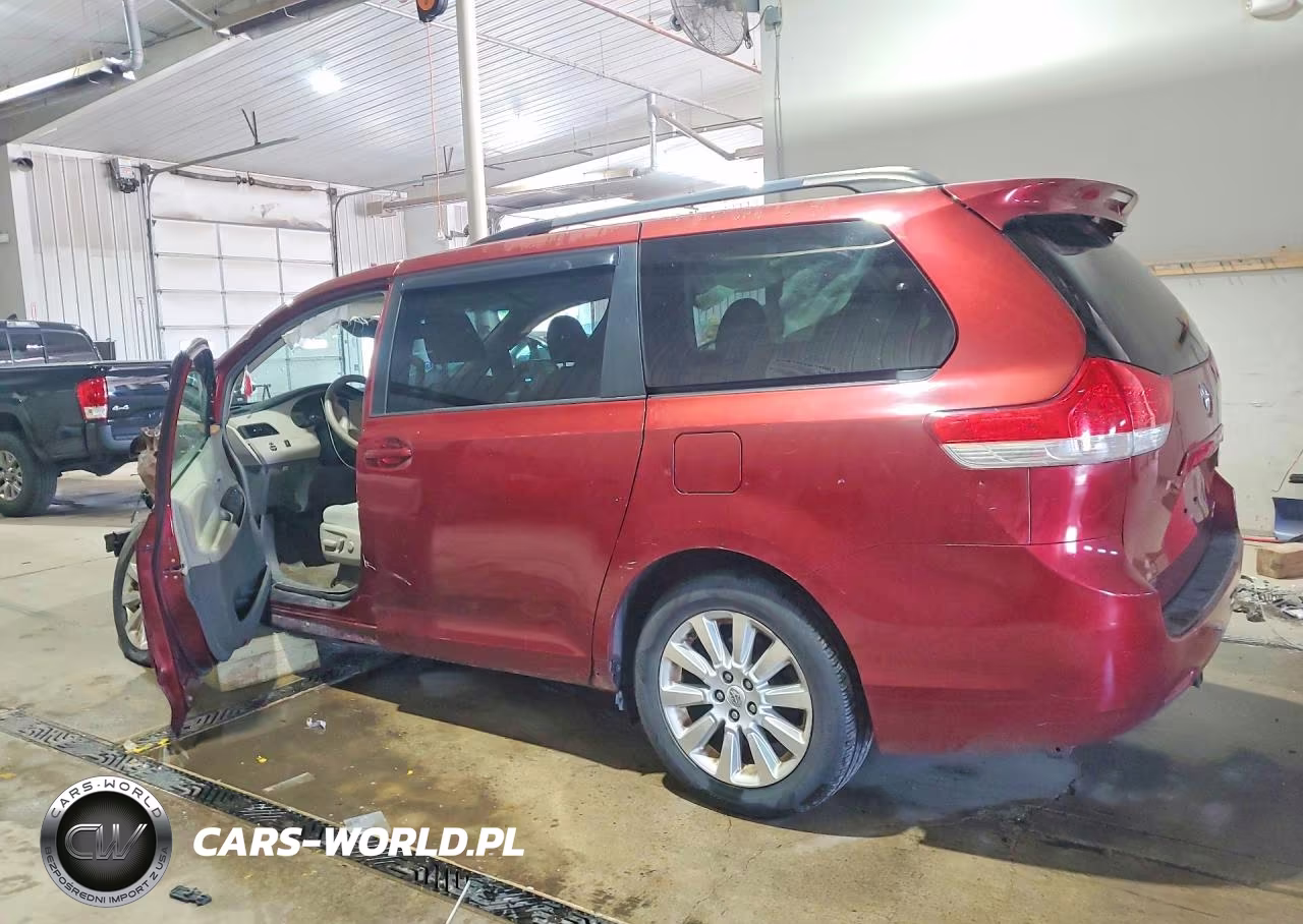 2012 Toyota Sienna Le VIN:5TDJK3DC4CS030186 - 2