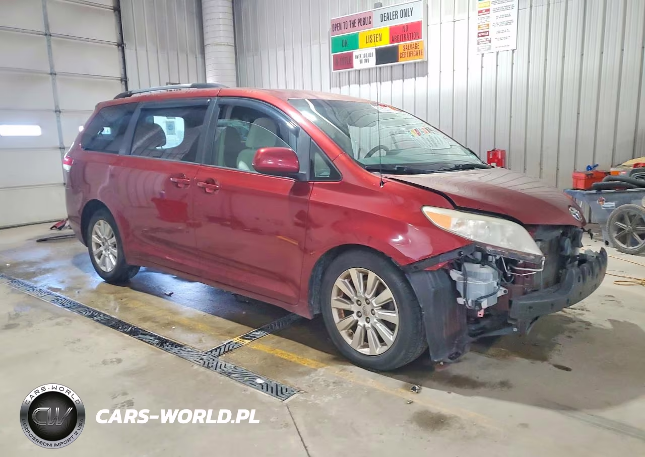2012 Toyota Sienna Le VIN:5TDJK3DC4CS030186 - 4