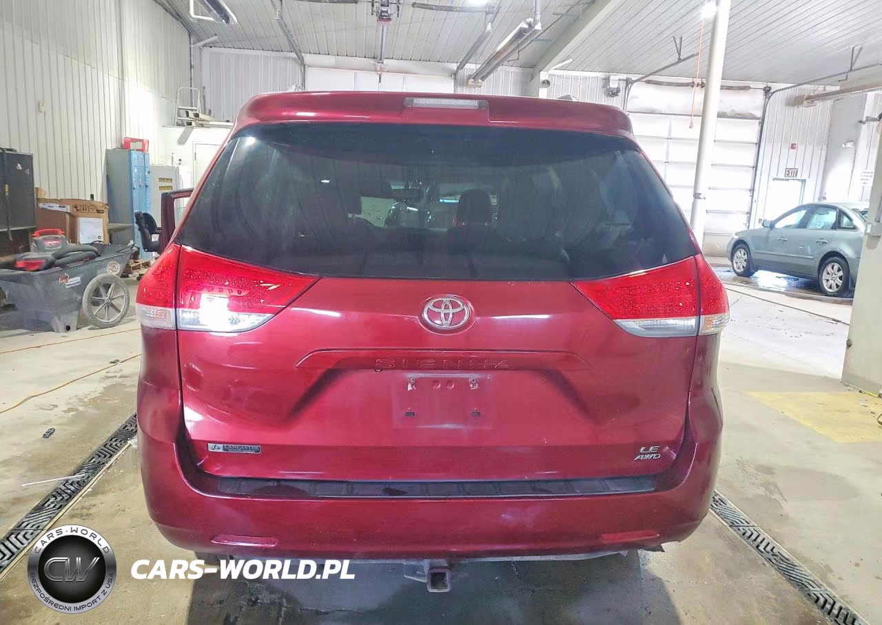 2012 Toyota Sienna Le VIN:5TDJK3DC4CS030186 - 6