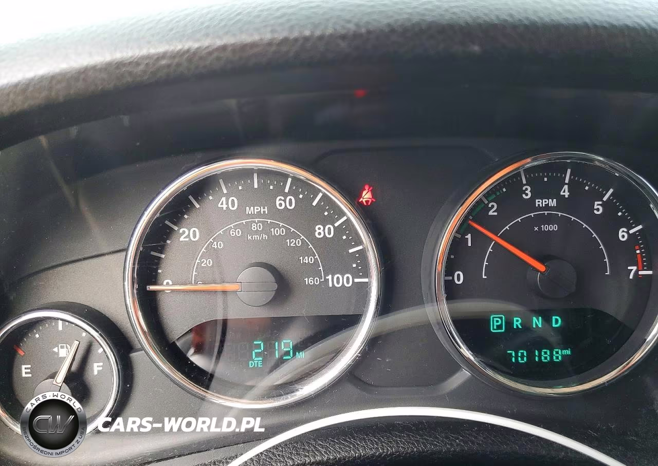 2015 Jeep Wrangler Sport VIN:1C4AJWAG0FL721135 - 9