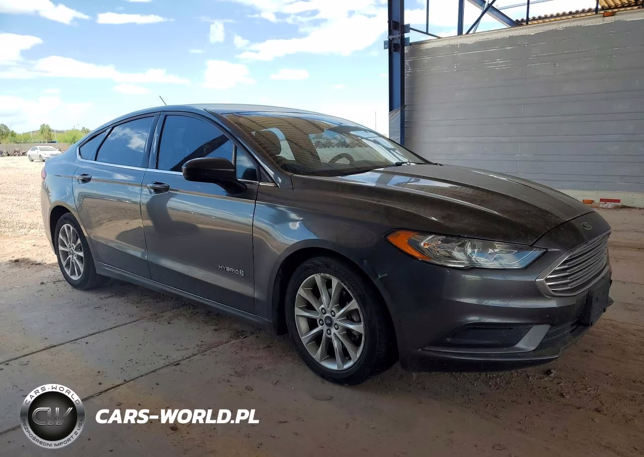 2017 Ford Fusion Se Hybrid VIN:3FA6P0LU5HR252882 - 4