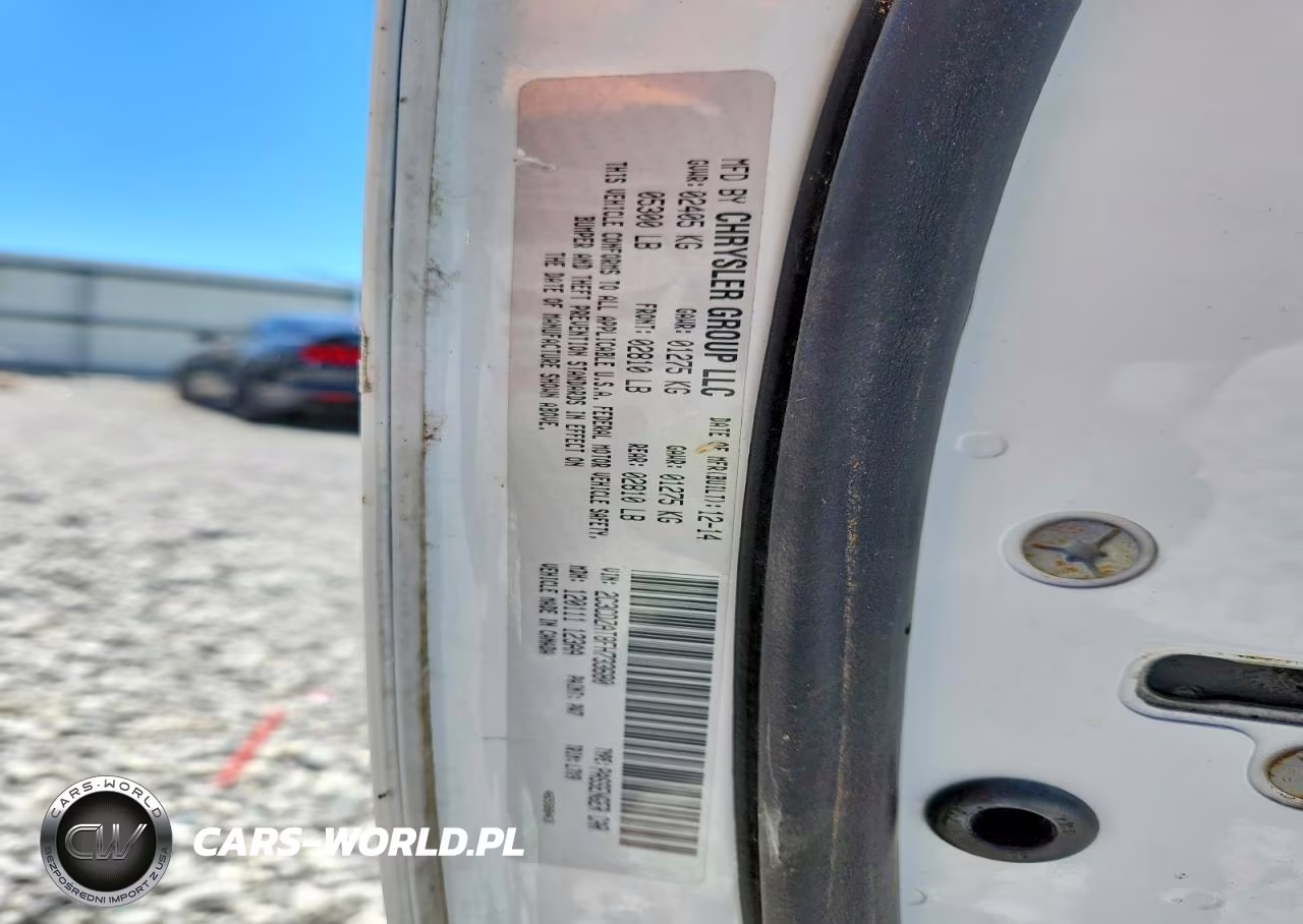 2015 Dodge Challenger Sxt VIN:2C3CDZAT8FH733680 - 12