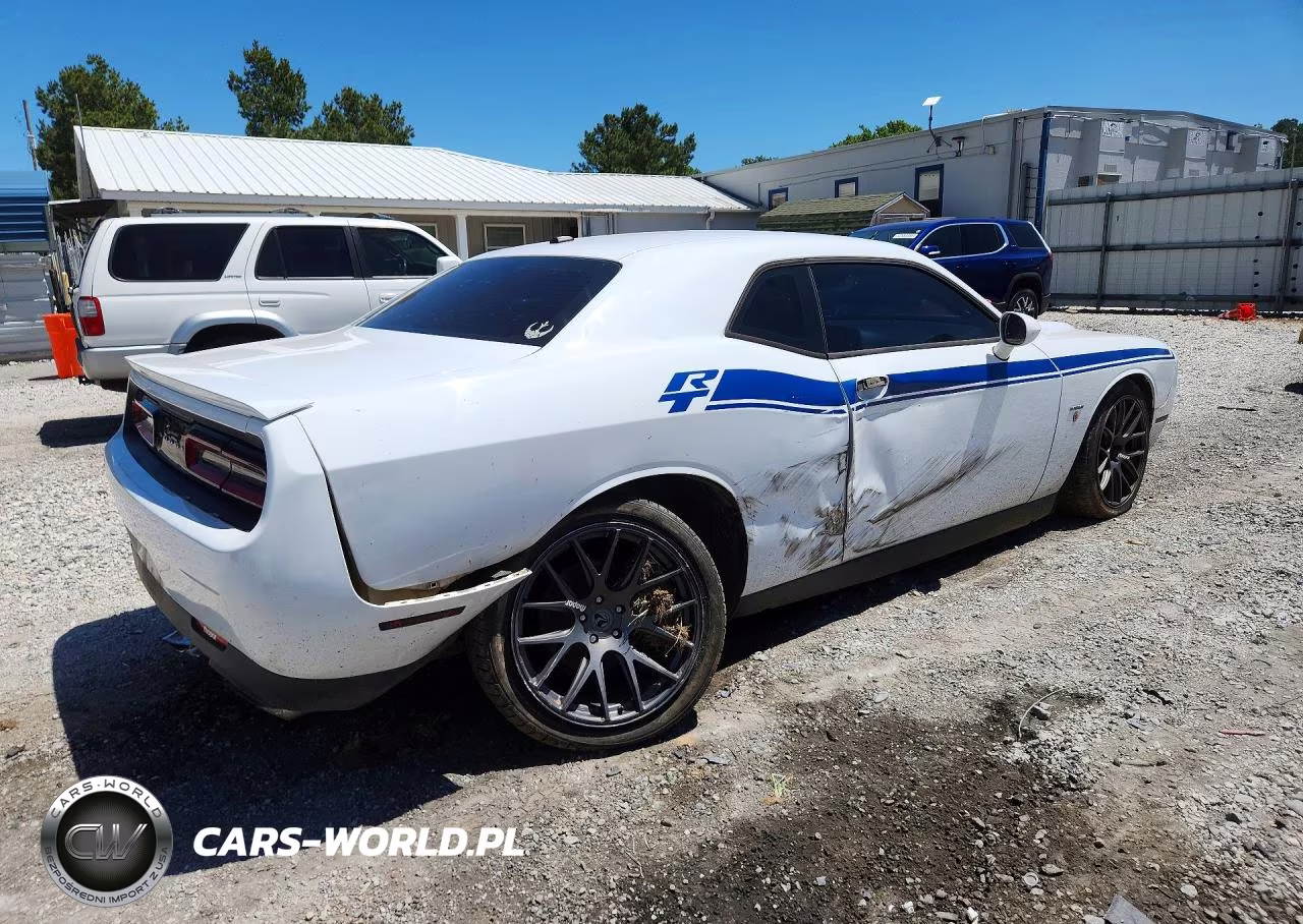 2015 Dodge Challenger Sxt VIN:2C3CDZAT8FH733680 - 3