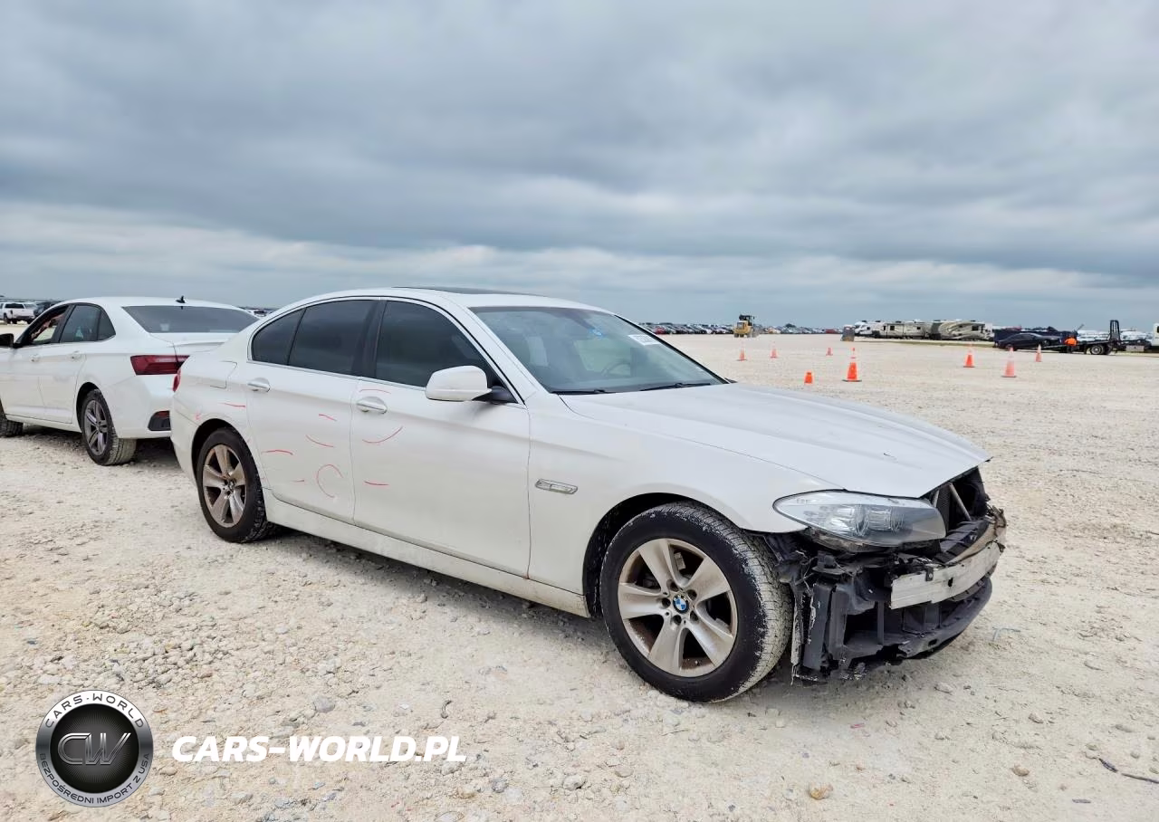 2013 BMW 528 I VIN:WBAXG5C5XDDY36621 - 4