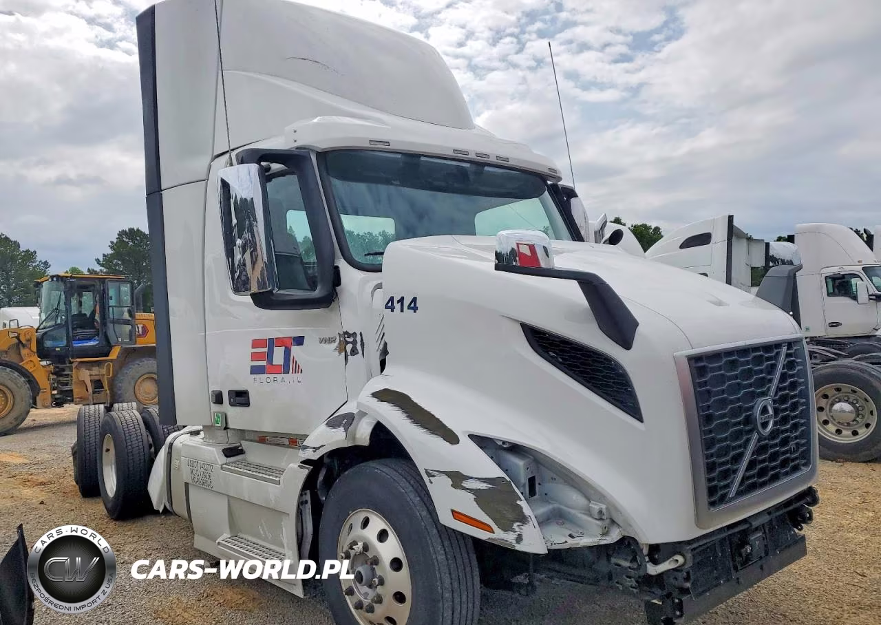 2025 Volvo Vnr