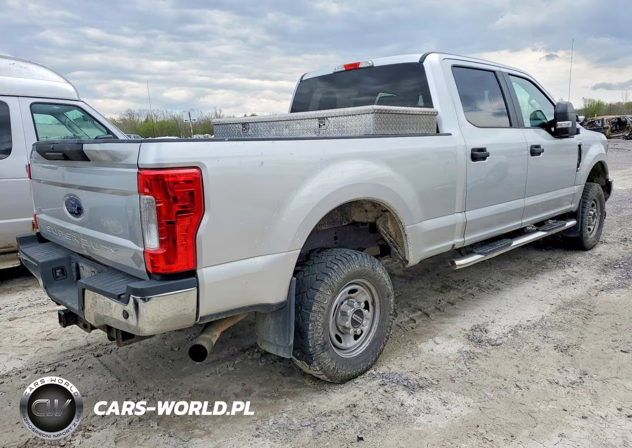 2019 Ford F250 Super Duty VIN:1FT7W2B61KEF22989 - 3