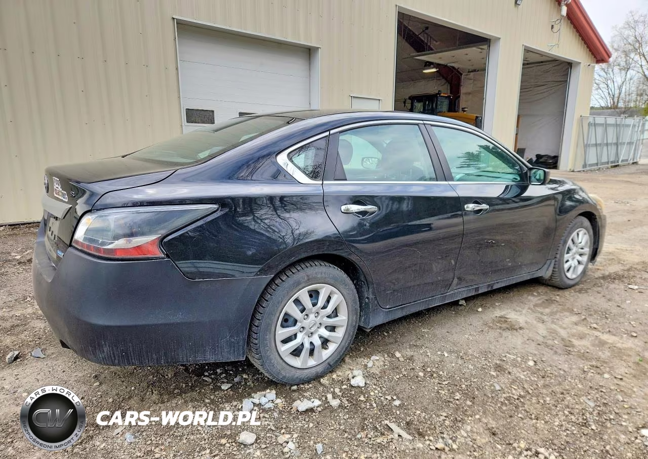 2014 Nissan Altima 2.5 S VIN:1N4AL3AP3EC107869 - 3