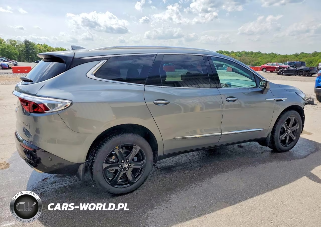 2024 Buick Enclave Essence VIN:5GAEVAKW1RJ118114 - 3