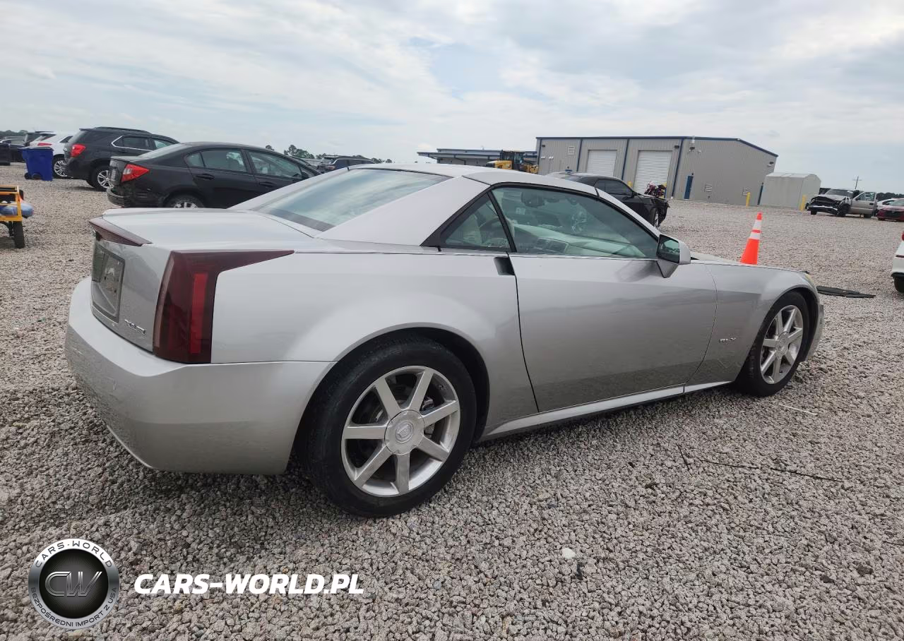 2005 Cadillac Xlr VIN:1G6YV34A355602588 - 3