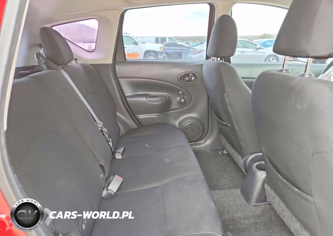 2015 Nissan Versa Note S Plus VIN:3N1CE2CP1FL371430 - 10