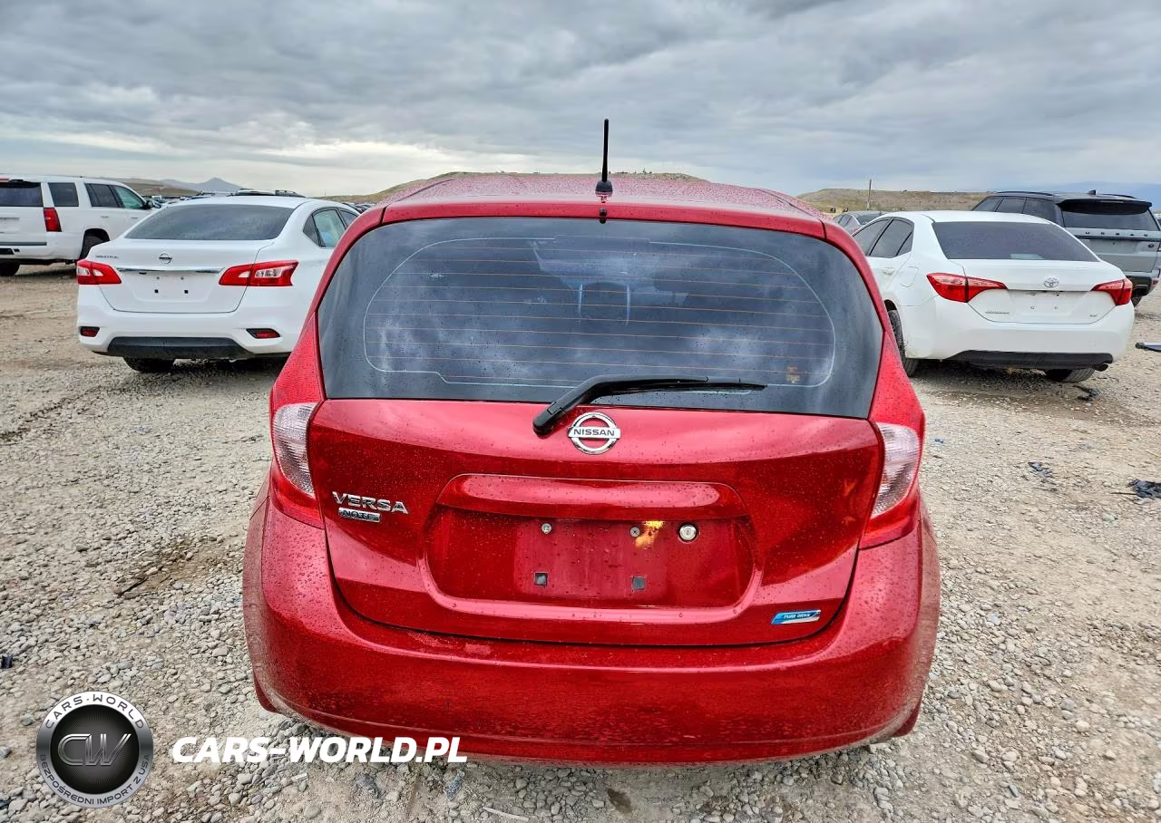 2015 Nissan Versa Note S Plus VIN:3N1CE2CP1FL371430 - 6