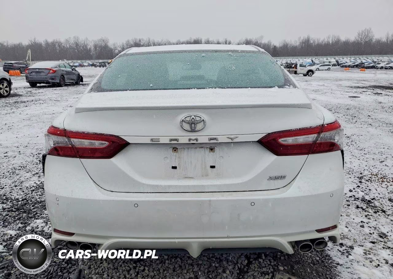 2018 Toyota Camry Xse VIN:4T1B61HK2JU110833 - 6