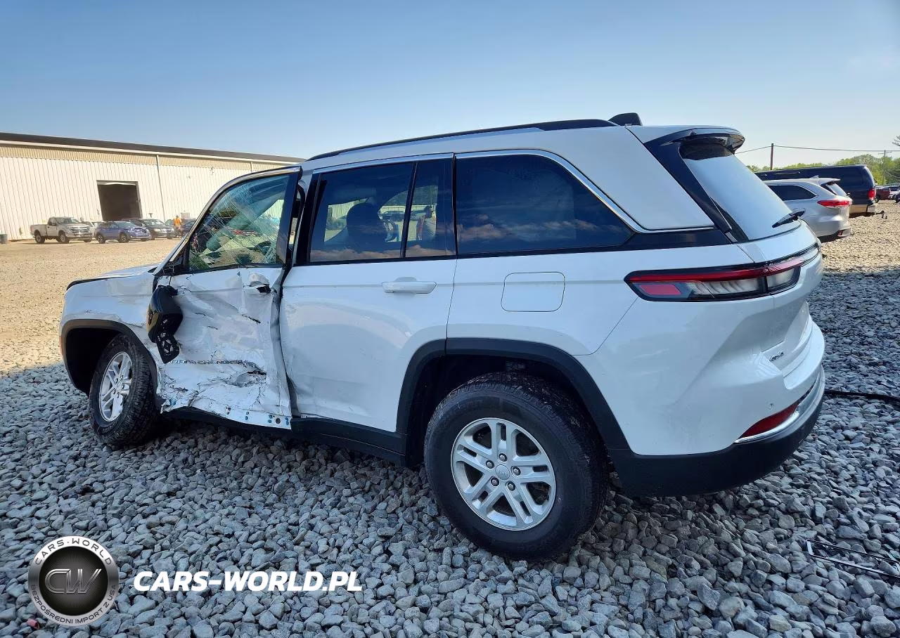 2023 Jeep Grand Cherokee Laredo VIN:1C4RJHAG2PC524726 - 2