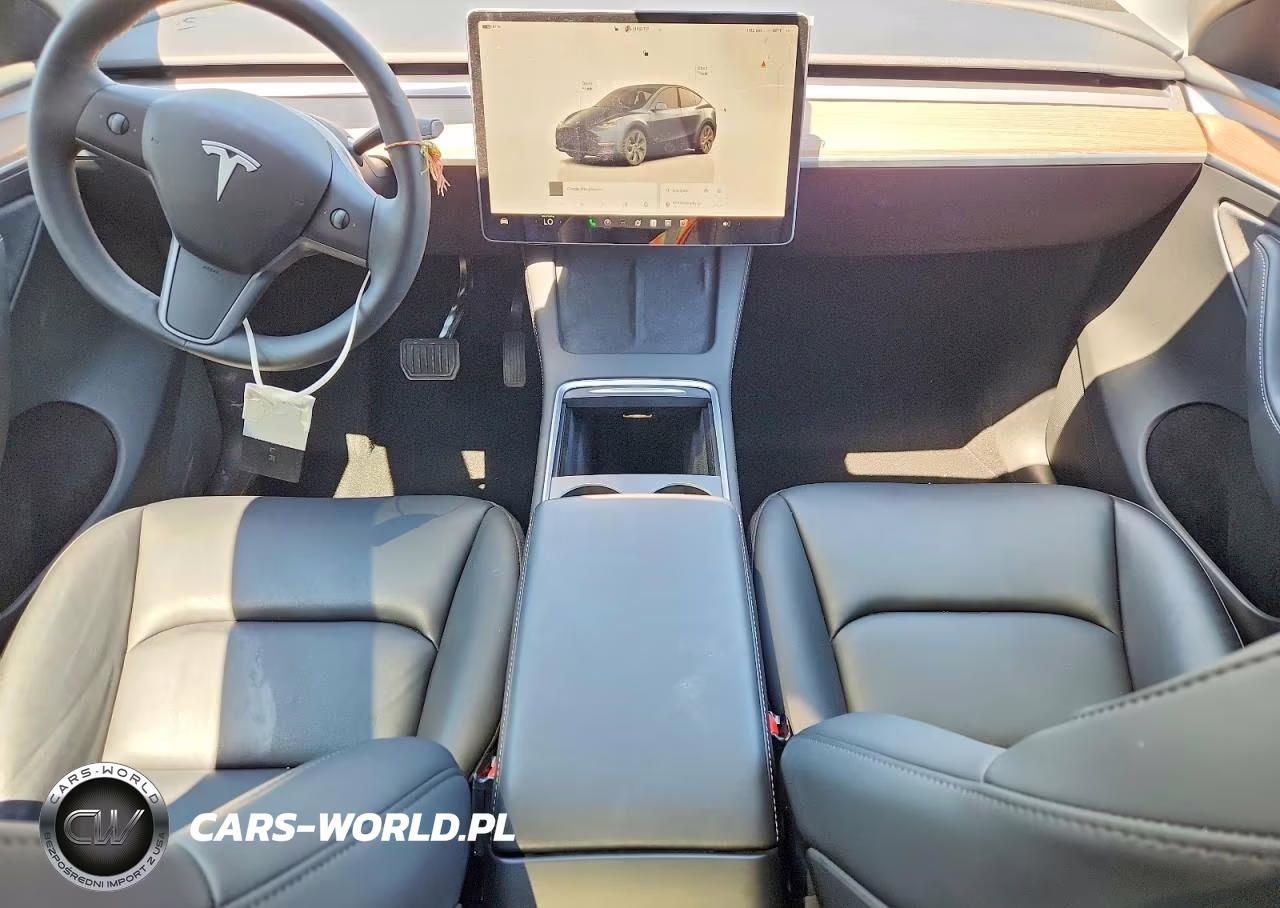 2024 Tesla Model Y VIN:7SAYGDED9RF155312 - 8