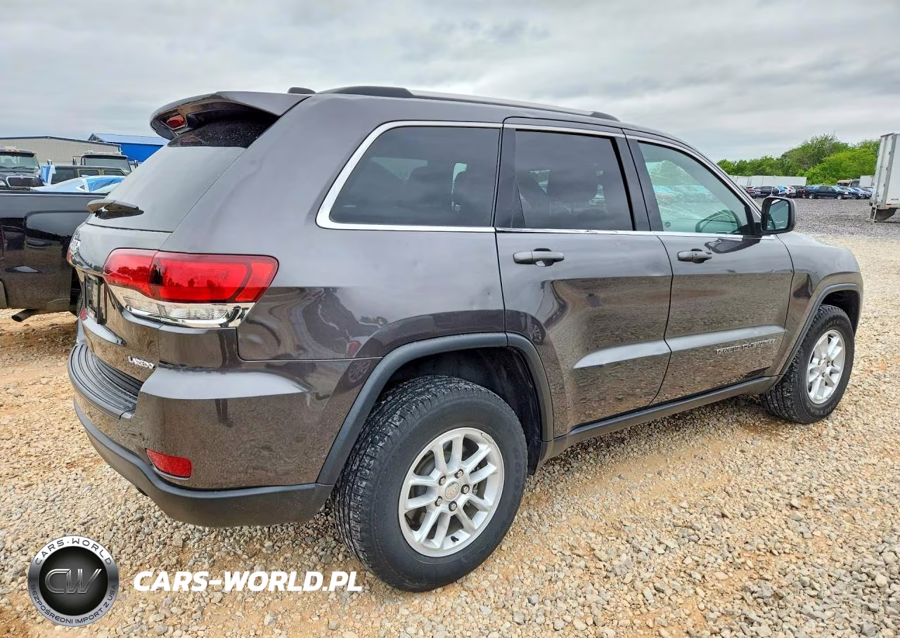 2020 Jeep Grand Cherokee Laredo VIN:1C4RJFAG9LC244106 - 3