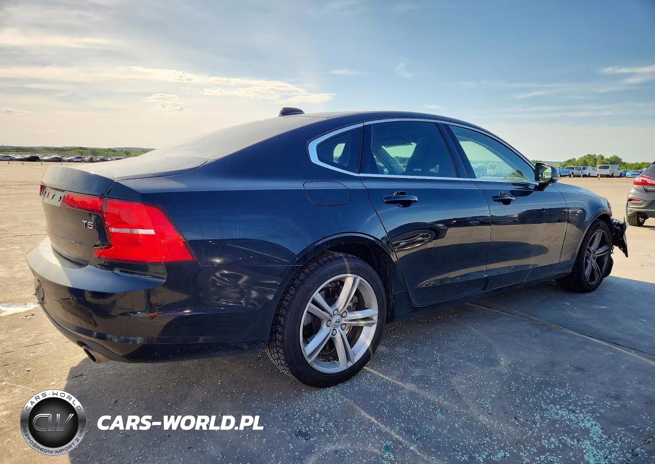 2017 Volvo S90 T5 Momentum VIN:YV1102AKXH1003584 - 3