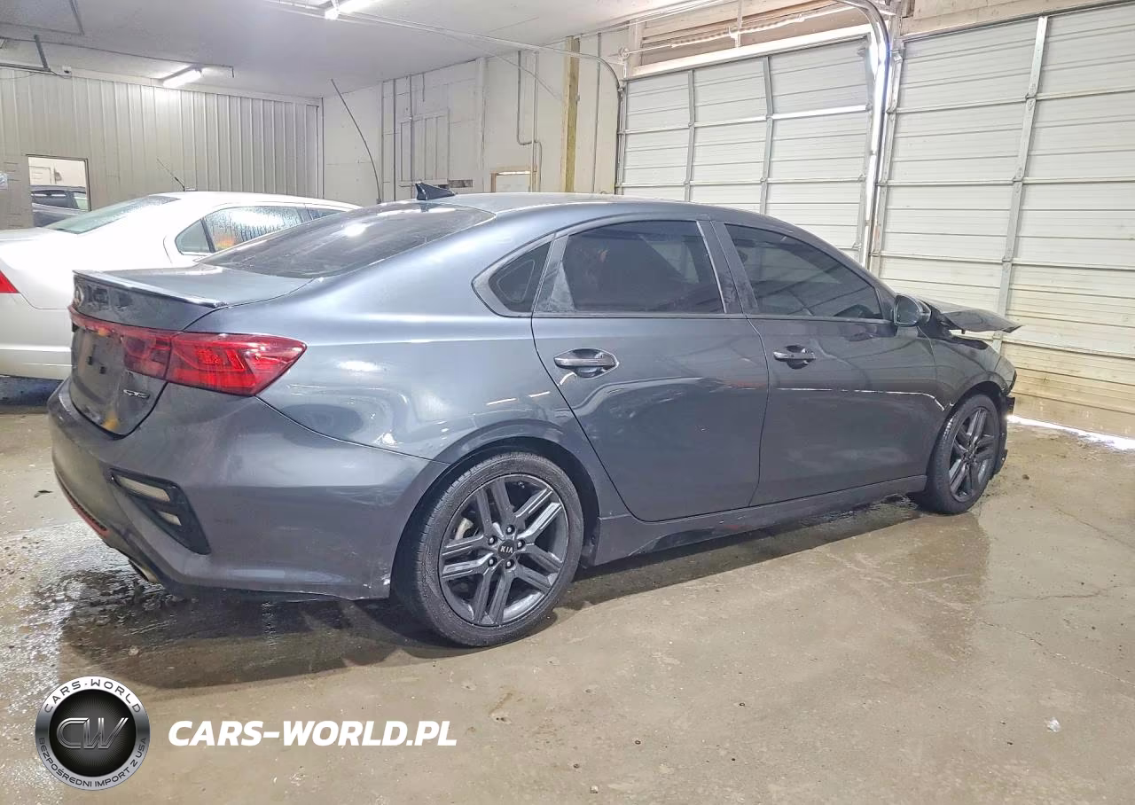 2021 Kia Forte Gt Line VIN:3KPF34AD6ME354421 - 3