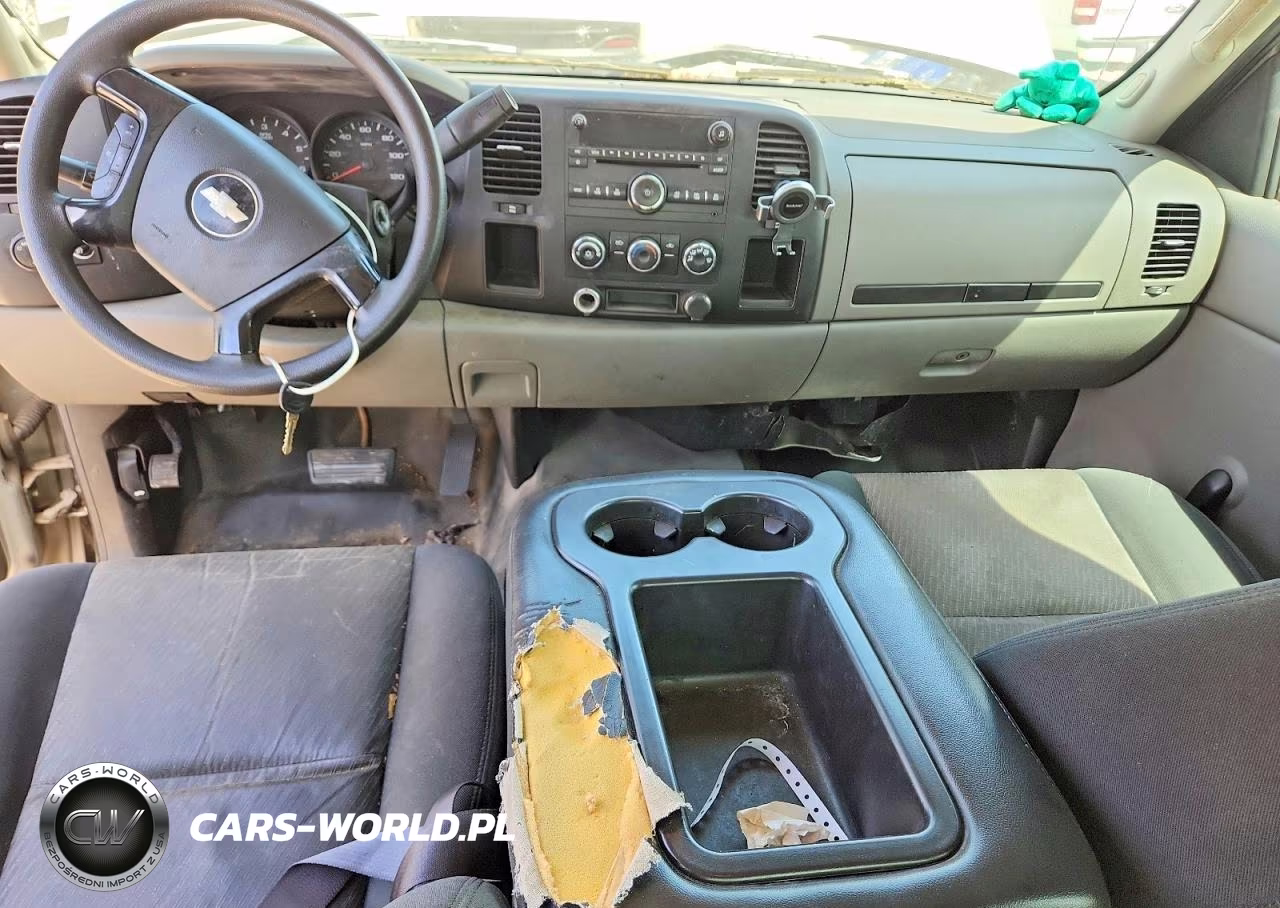 2008 Chevrolet Silverado C1500 VIN:2GCEC19C881267189 - 8