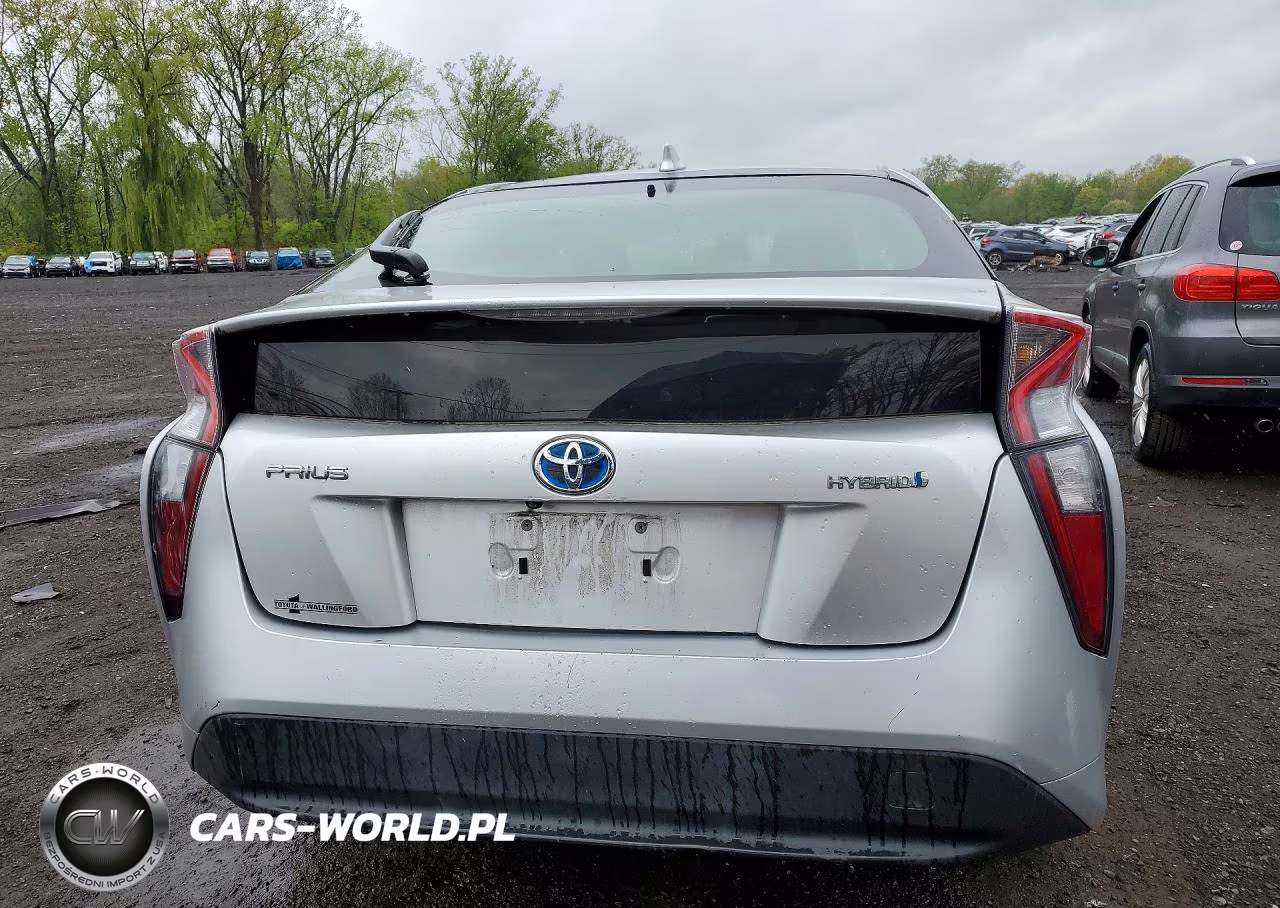 2017 Toyota Prius Two VIN:JTDKBRFU6H3034617 - 6
