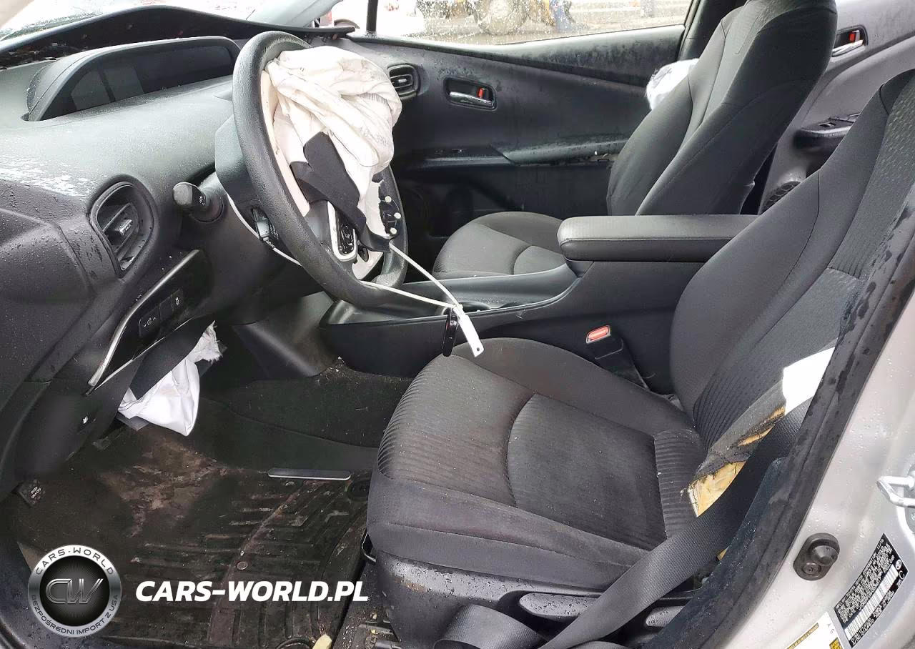 2017 Toyota Prius Two VIN:JTDKBRFU6H3034617 - 7
