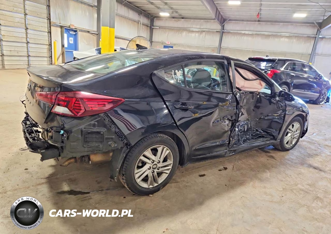 2019 Hyundai Elantra Value Edition VIN:KMHD84LF5KU848383 - 3