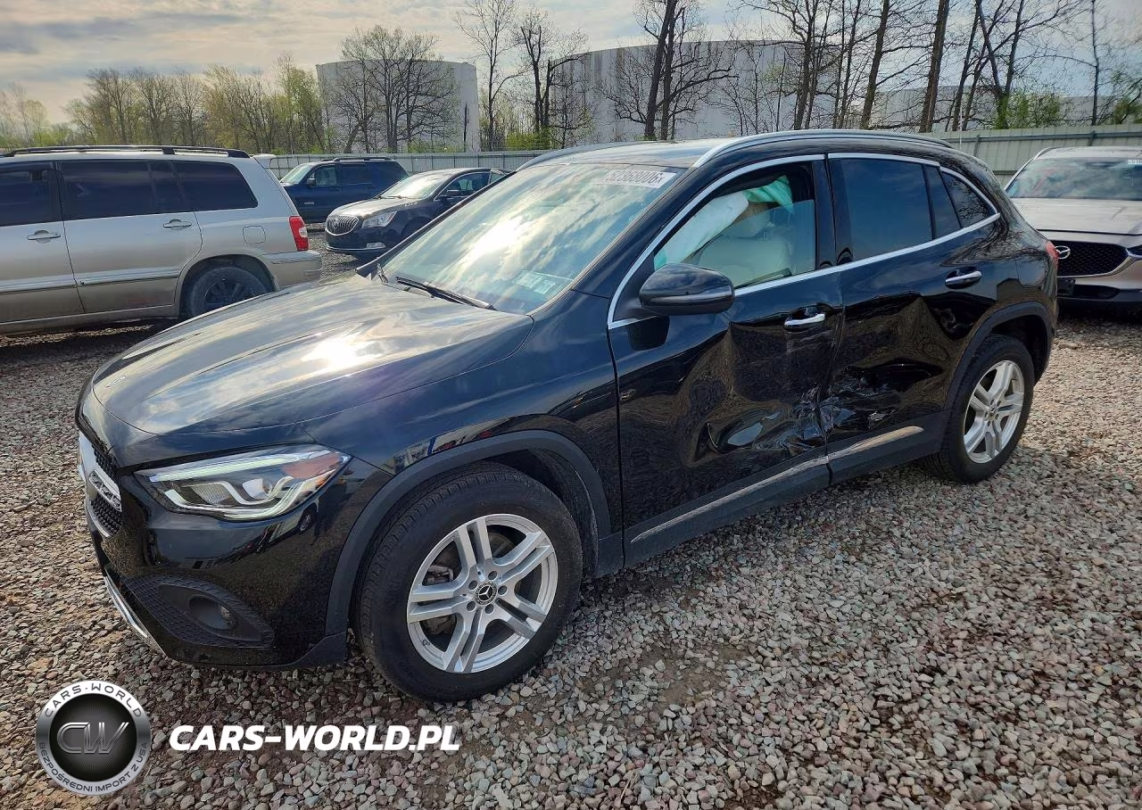 2023 Mercedes-Benz Gla 250 4Matic – zdjęcie 1 z 13
