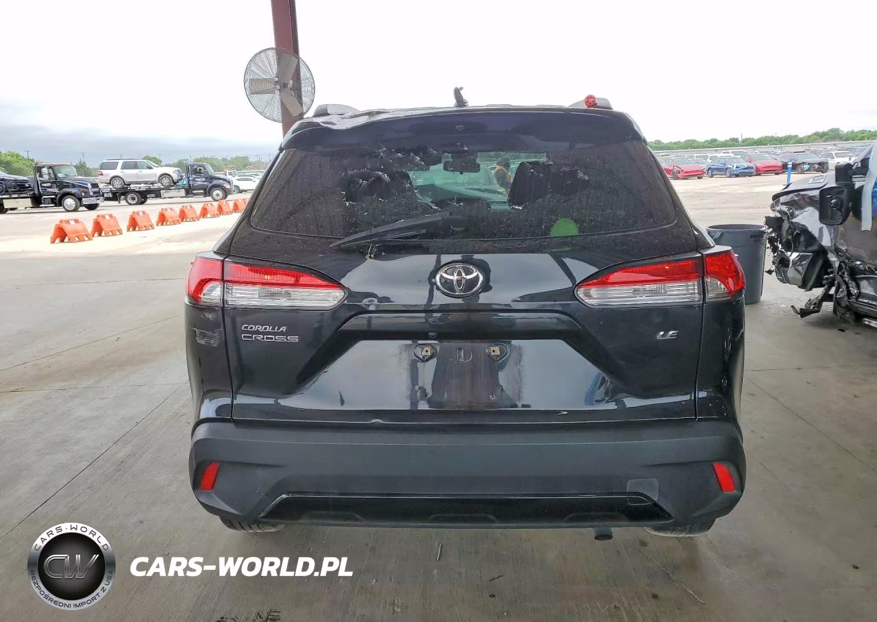 2022 Toyota Corolla Cross Le VIN:7MUCAAAG2NV018313 - 6