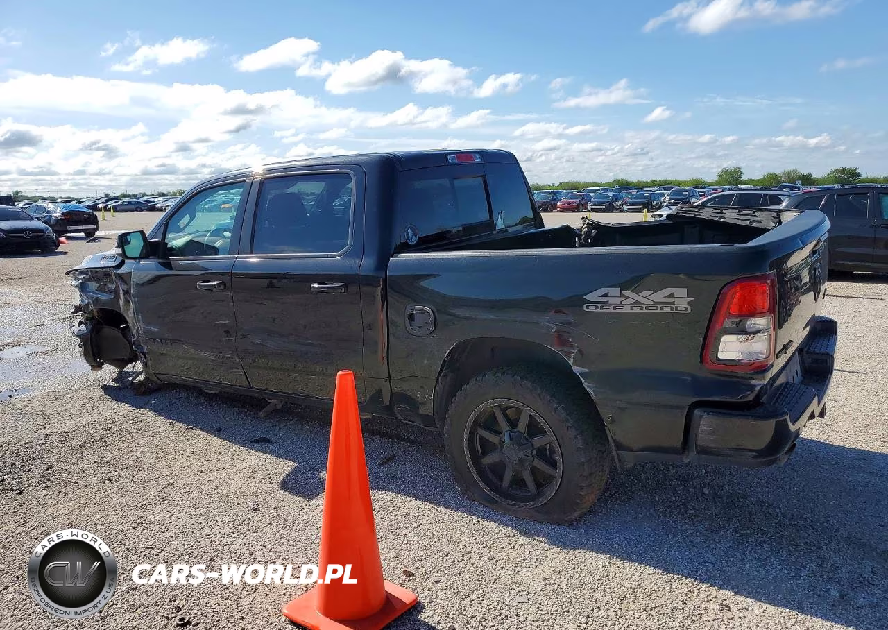 2021 Ram 1500 Big Horn VIN:1C6SRFFT8MN504962 - 2