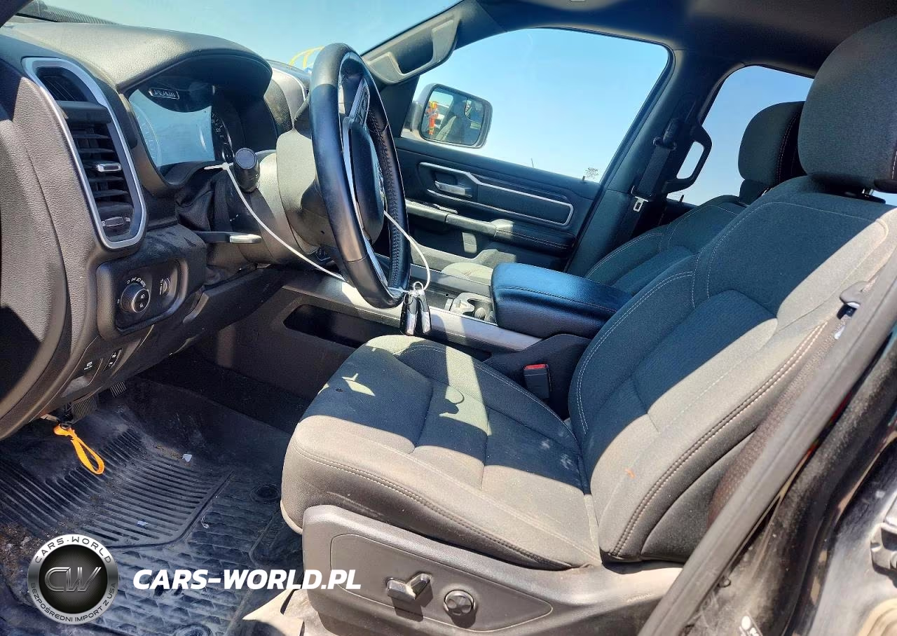 2021 Ram 1500 Big Horn VIN:1C6SRFFT8MN504962 - 7