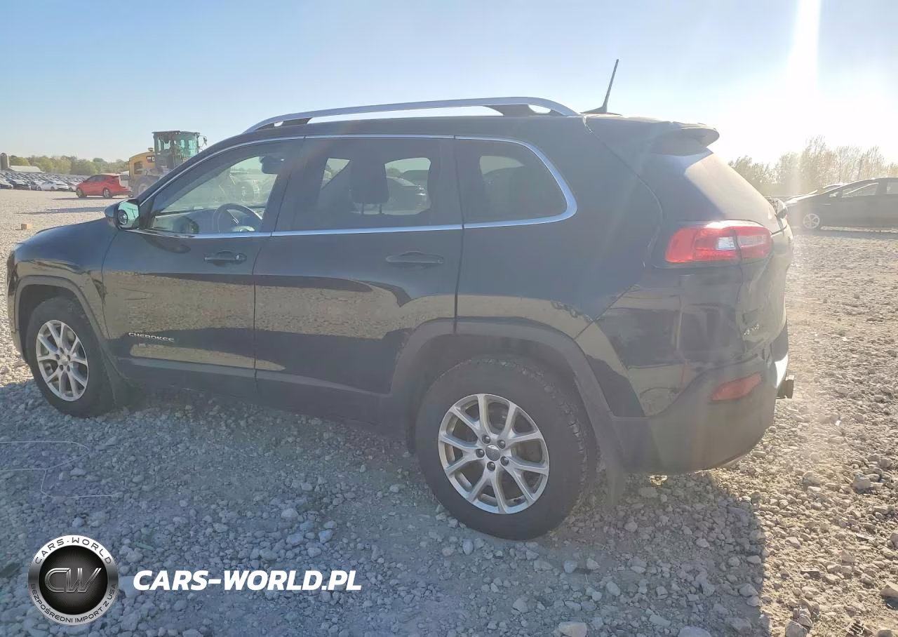 2017 Jeep Cherokee Latitude VIN:1C4PJMCS7HW563779 - 2