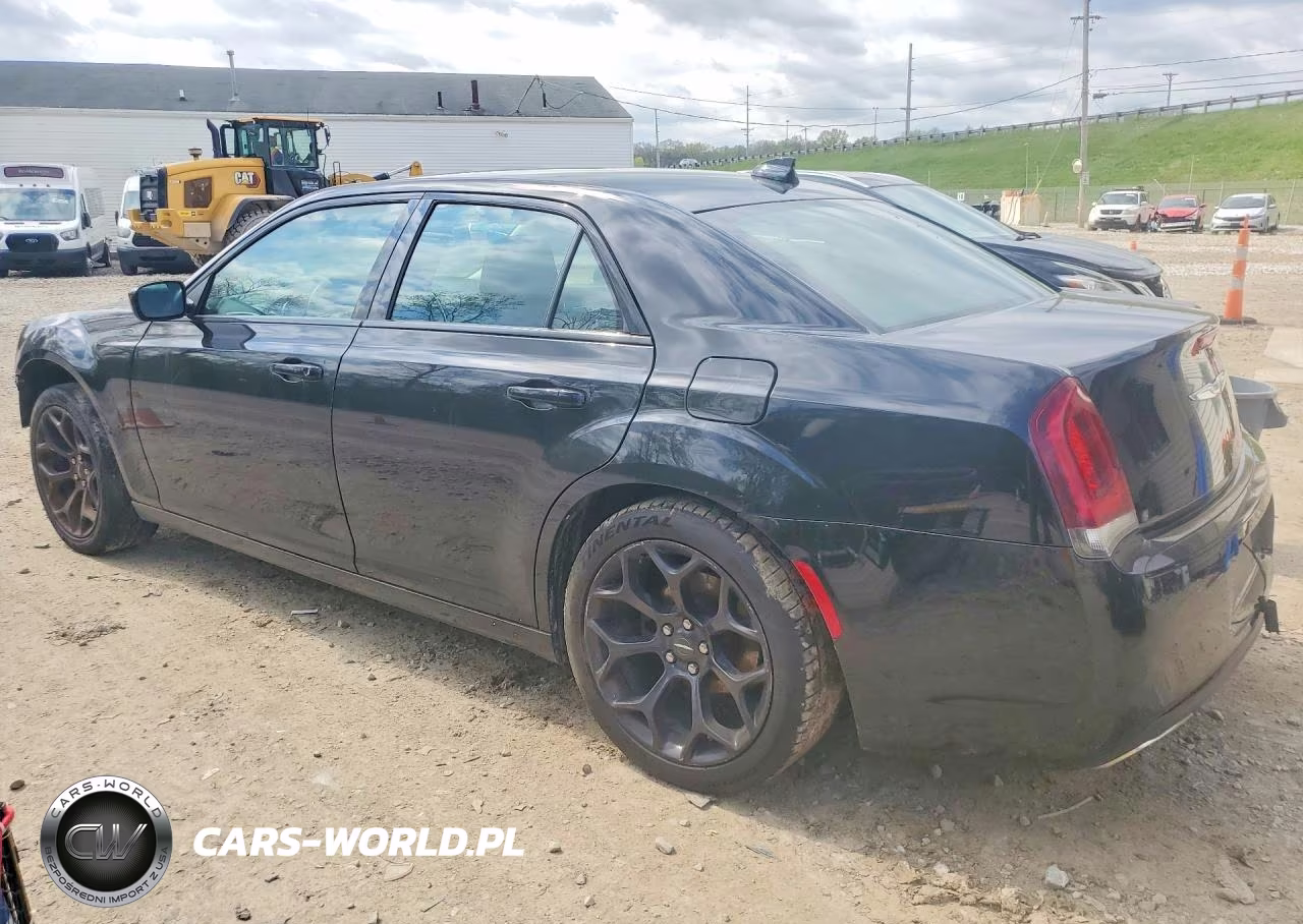 2020 Chrysler 300 Touring VIN:2C3CCAAG6LH120380 - 2
