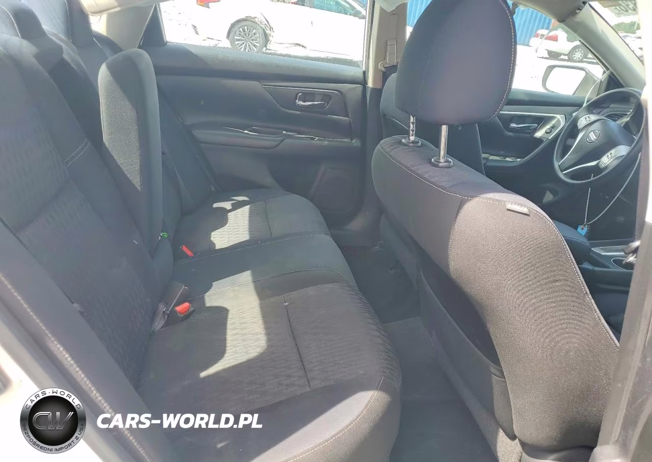 2018 Nissan Altima 2.5 S VIN:1N4AL3AP4JC120964 - 10