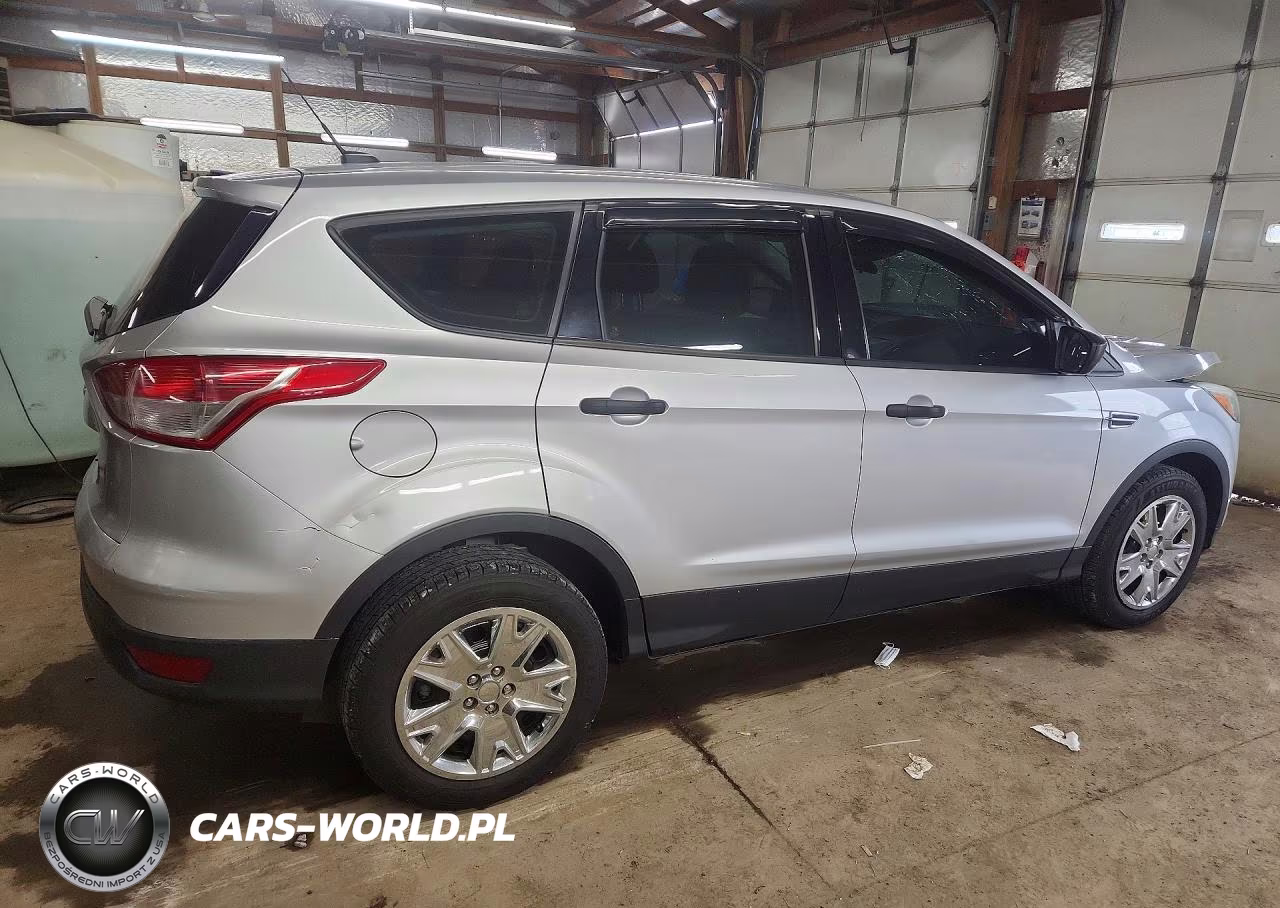 2013 Ford Escape S VIN:1FMCU0F77DUD23901 - 3