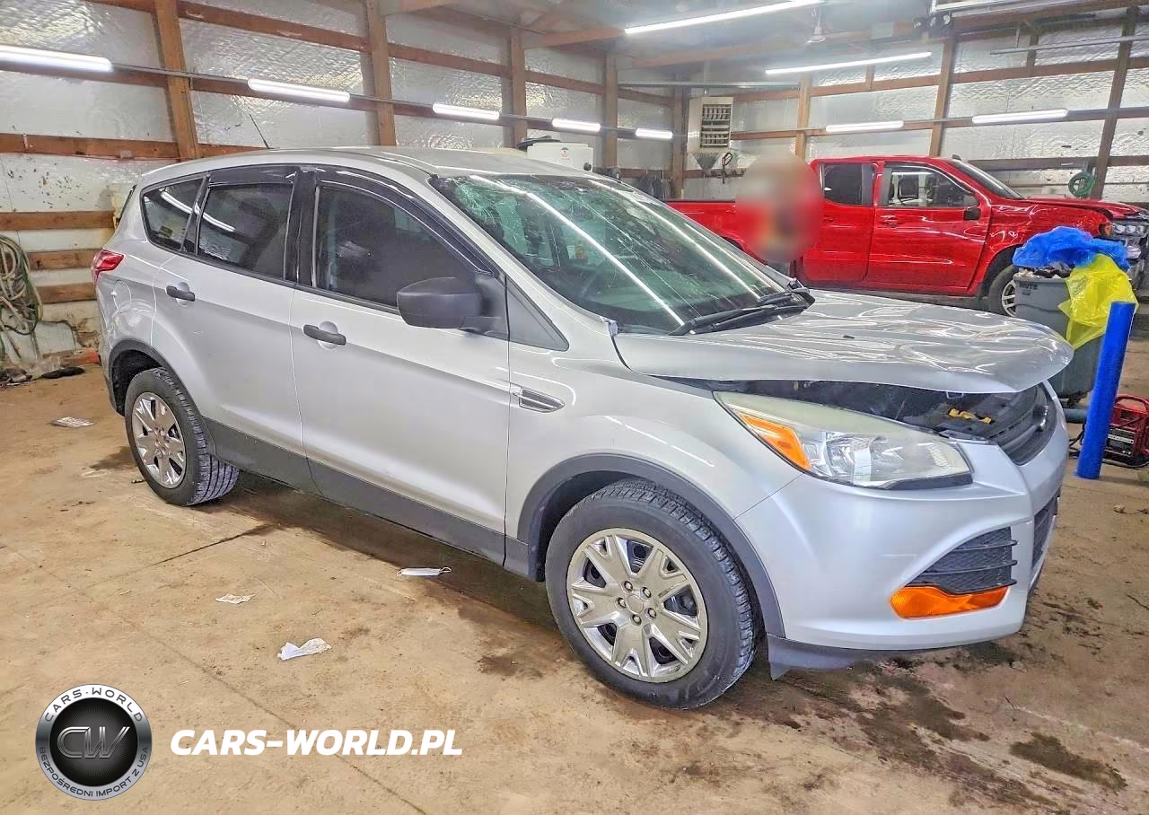 2013 Ford Escape S VIN:1FMCU0F77DUD23901 - 4