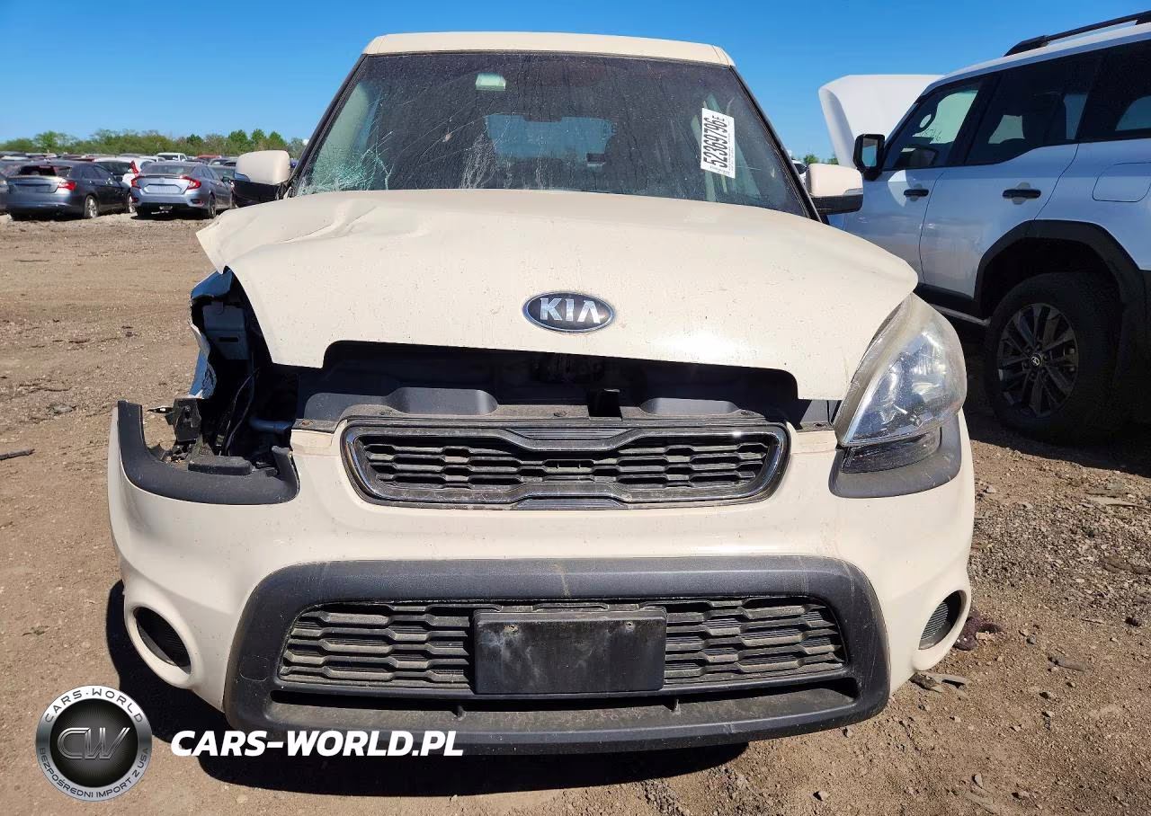 2013 Kia Soul + VIN:KNDJT2A65D7531119 - 5