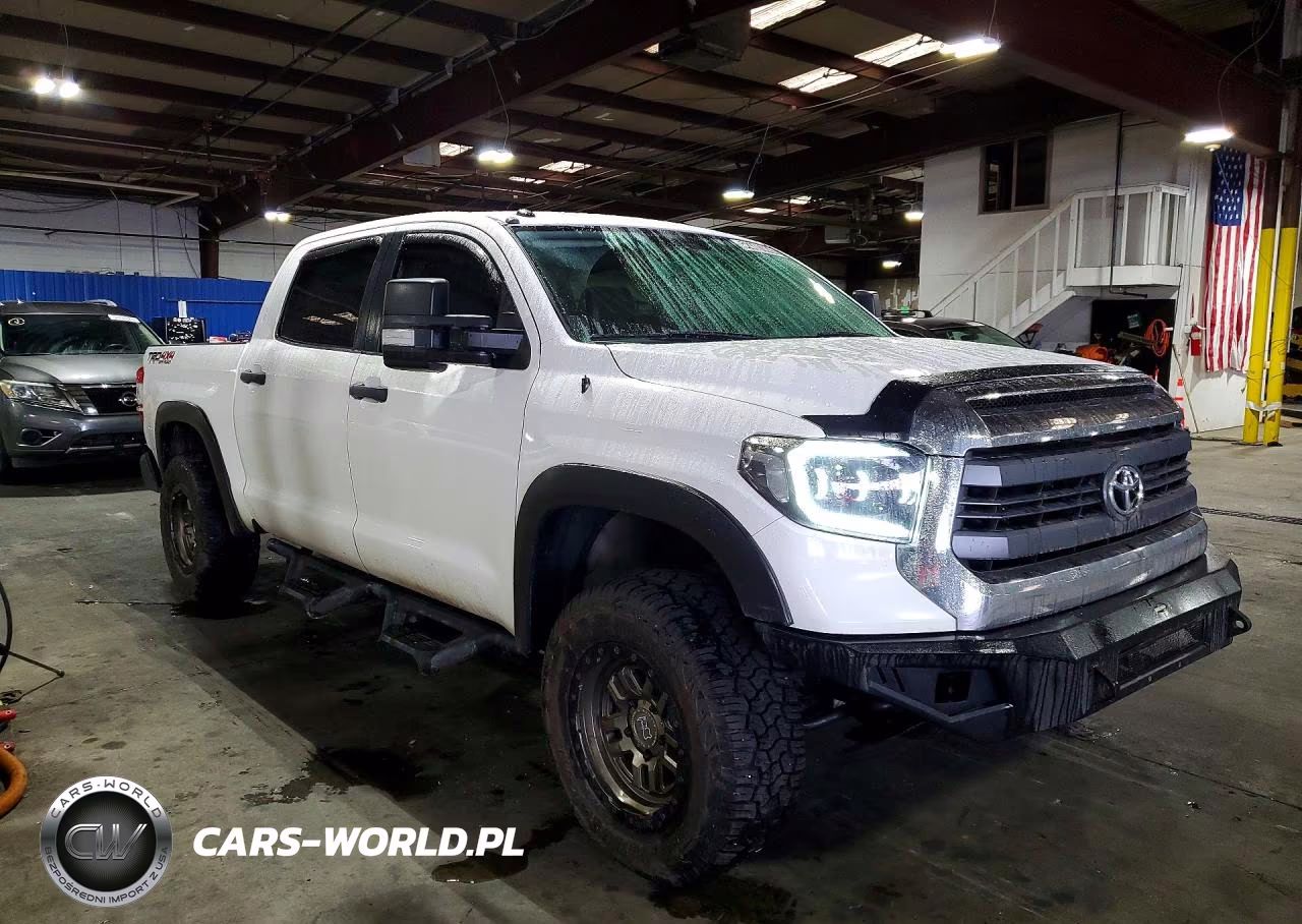 2015 Toyota Tundra VIN:5TFDW5F17FX423767 - 4