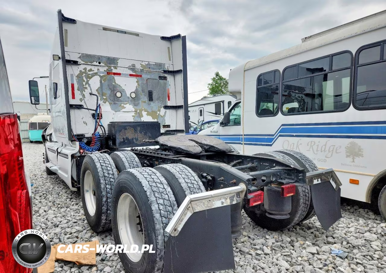 2015 International Prostar Semi Truck VIN:3HSDJAPR2FN534262 - 3