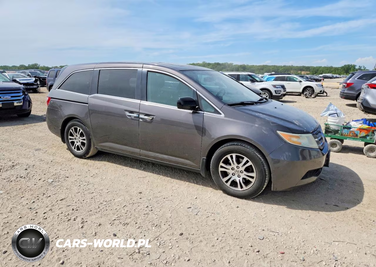 2011 Honda Odyssey Exl VIN:5FNRL5H61BB022906 - 4