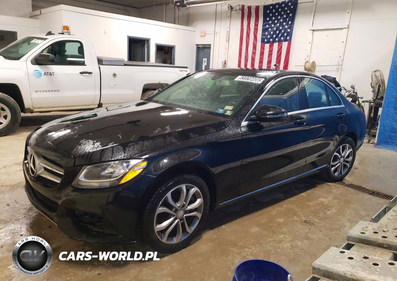 2017 Mercedes-Benz C 300 4Matic – zdjęcie 1 z 12