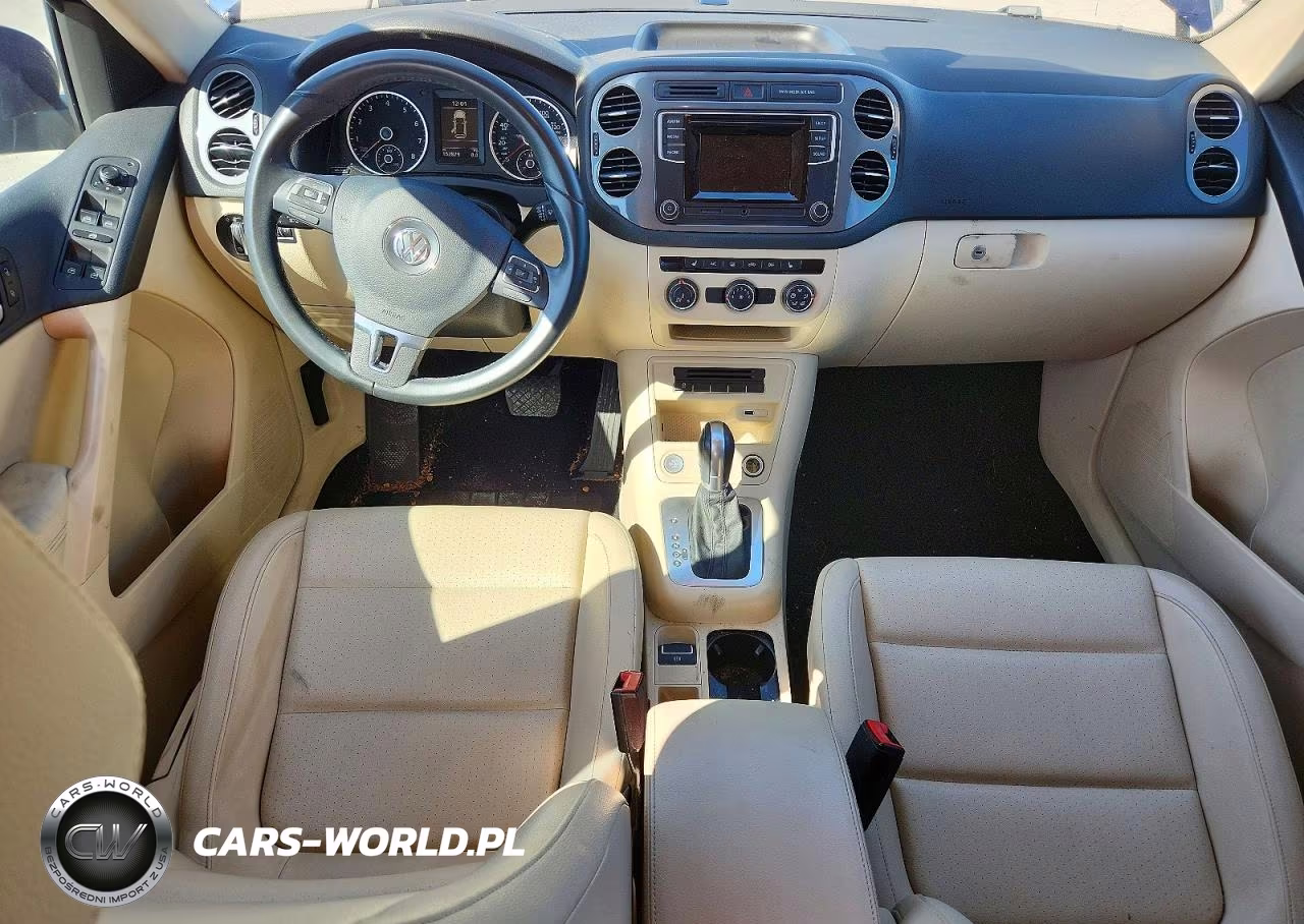 2016 Volkswagen Tiguan S VIN:WVGAV7AX0GW548898 - 8