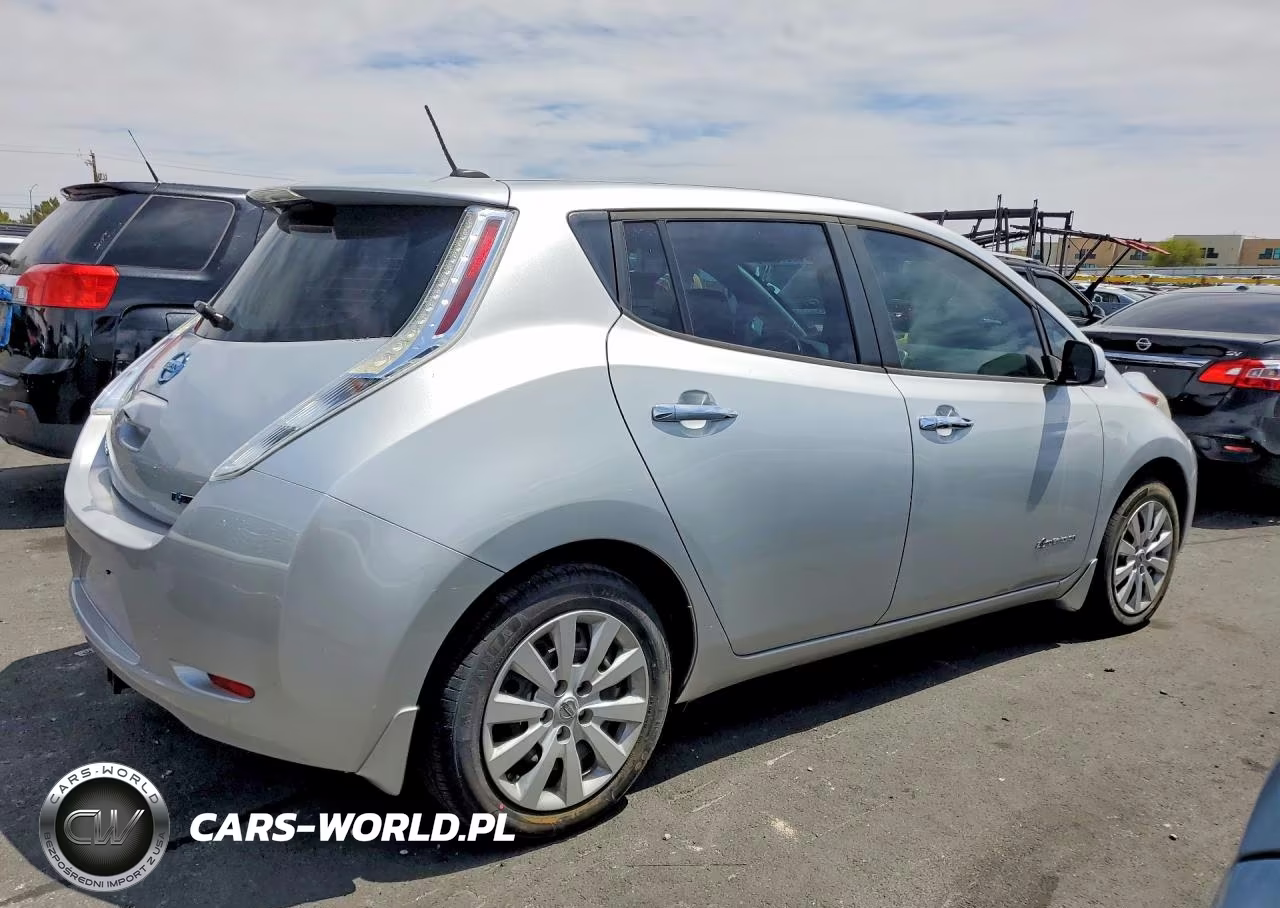 2015 Nissan Leaf S VIN:1N4AZ0CP1FC326700 - 3
